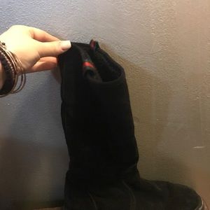 Gucci suede snow boots